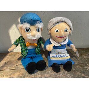 Talking Yiddish Bube & Papa , Grandpa & Grandma Talking Plush Dolls Set - Squeez